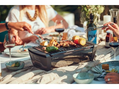 Enders Aurora Mirror Black – Grătar compact pe cărbune cu tehnologia E-FAN BBQ și design elegant